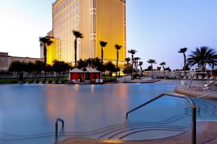 Hotel 79 of 89